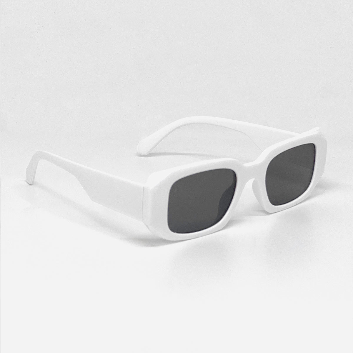 SUNGLSS OVRBTTR mod.WHITE